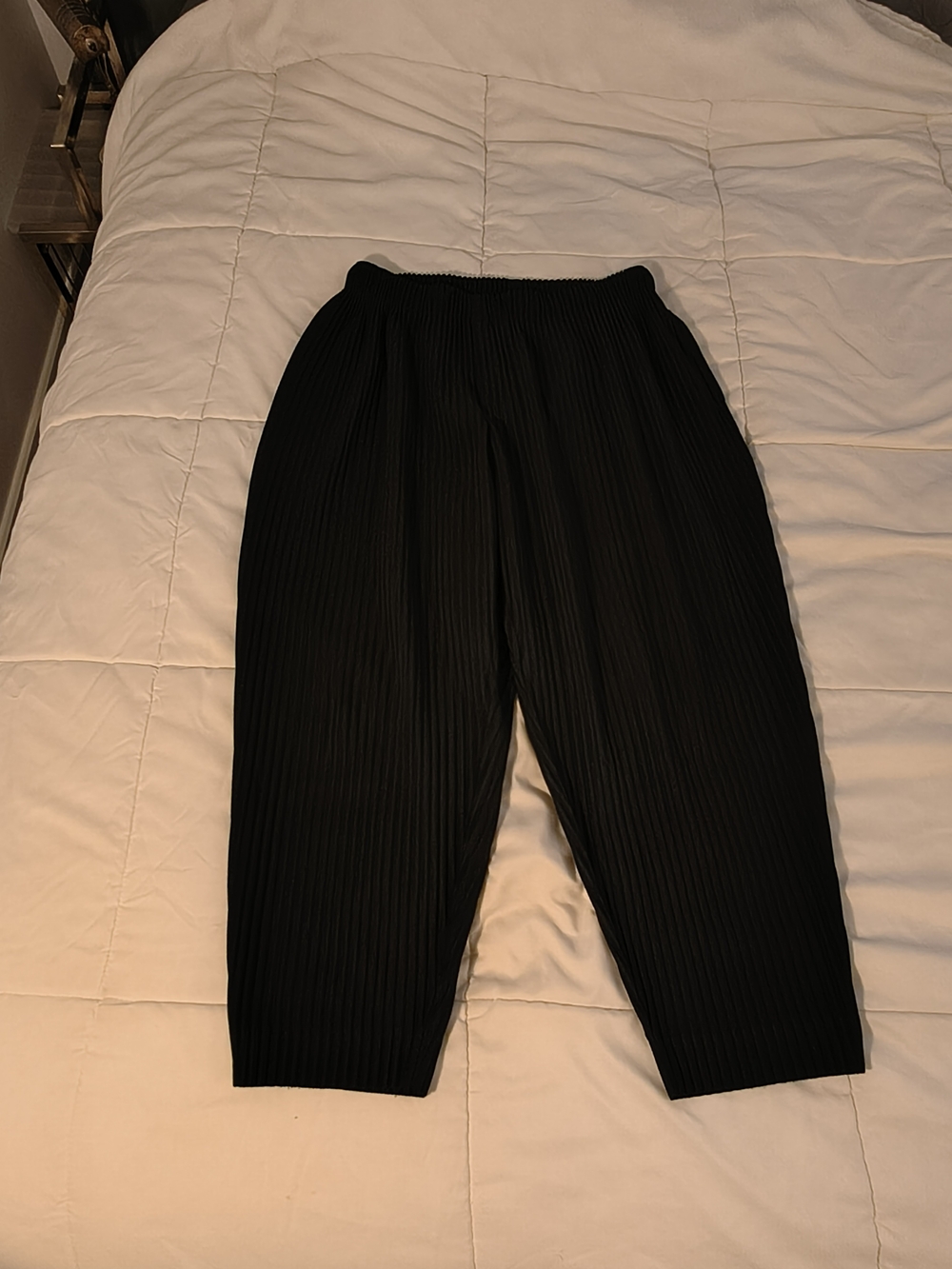 Homme Plissé Issey Miyake Black Pleated Tapered Pants Size 2 HP86-JF107